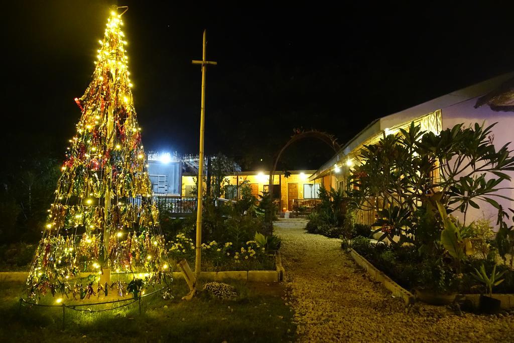 New Village Lodge Oslob Kültér fotó